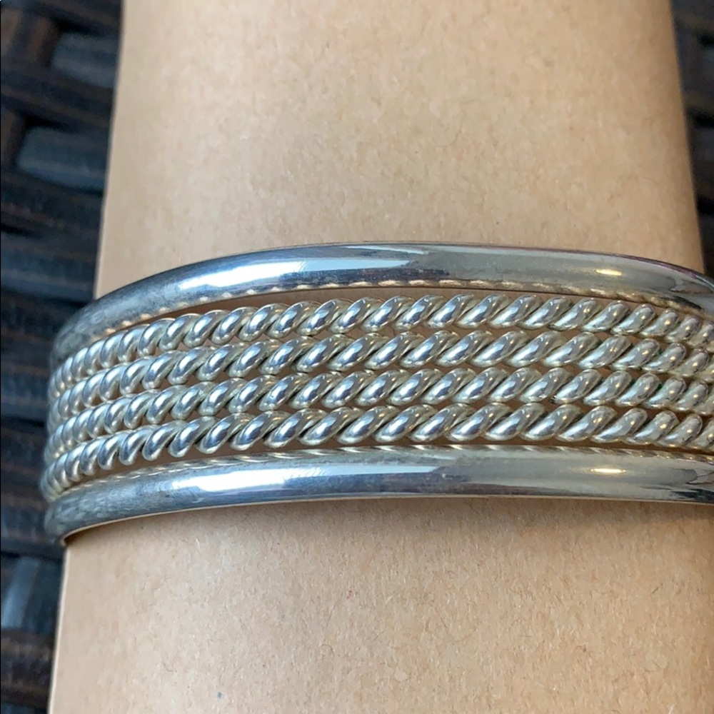 Sterling silver bangle - Picture 3 of 8
